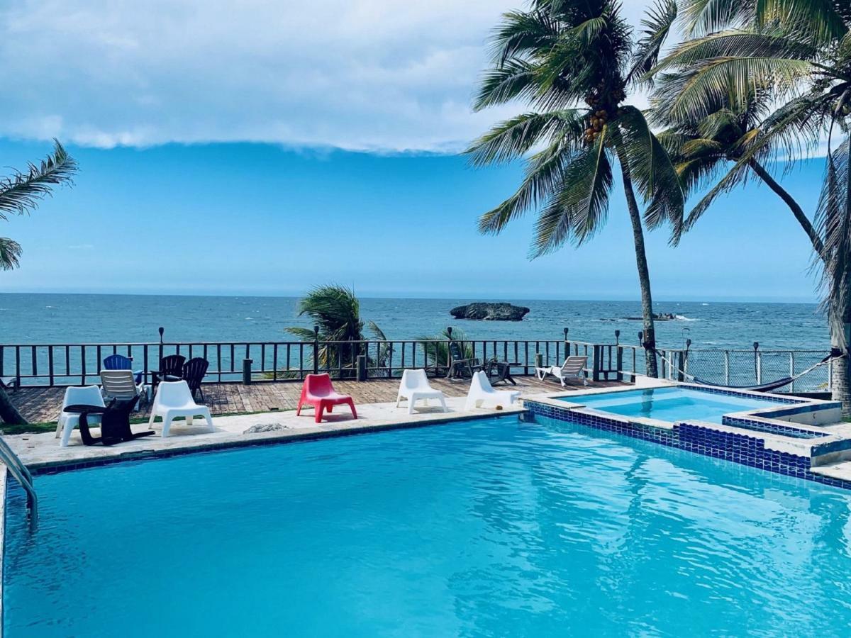 Ventana Al Atlantico At Arecibo 681 Ocean Drive Lejlighed Islote Eksteriør billede