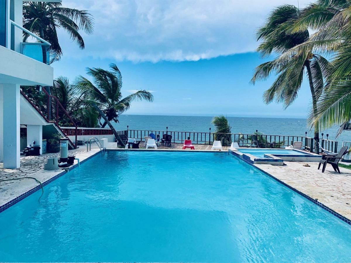 Ventana Al Atlantico At Arecibo 681 Ocean Drive Lejlighed Islote Eksteriør billede